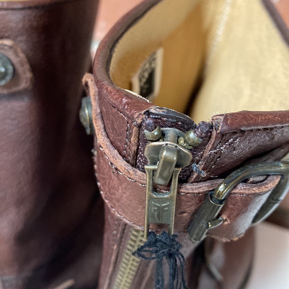 Frye Women's Veronica Back Zip Short Boots - Picture 11 of 11